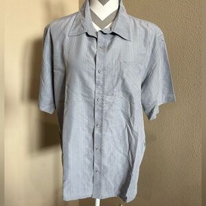RIP CURL Mens Gray Button Down shirt with dark Gray pinstripes